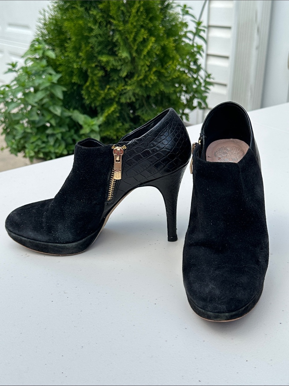 Vince Camuto Black Suede & Croc-Embossed Heel Ankle Booties with Gold Zip
